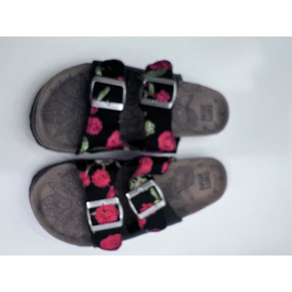 Muk Luks Womens Floral Embroidered Double Buckle Slide Sandals Black Red Paisley